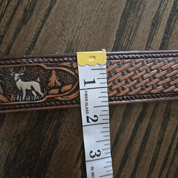 BELT Deer Basket Weave Embossed Brown Leather Western Belt - Size 34 To 41.  44" - Picture 6 of 15